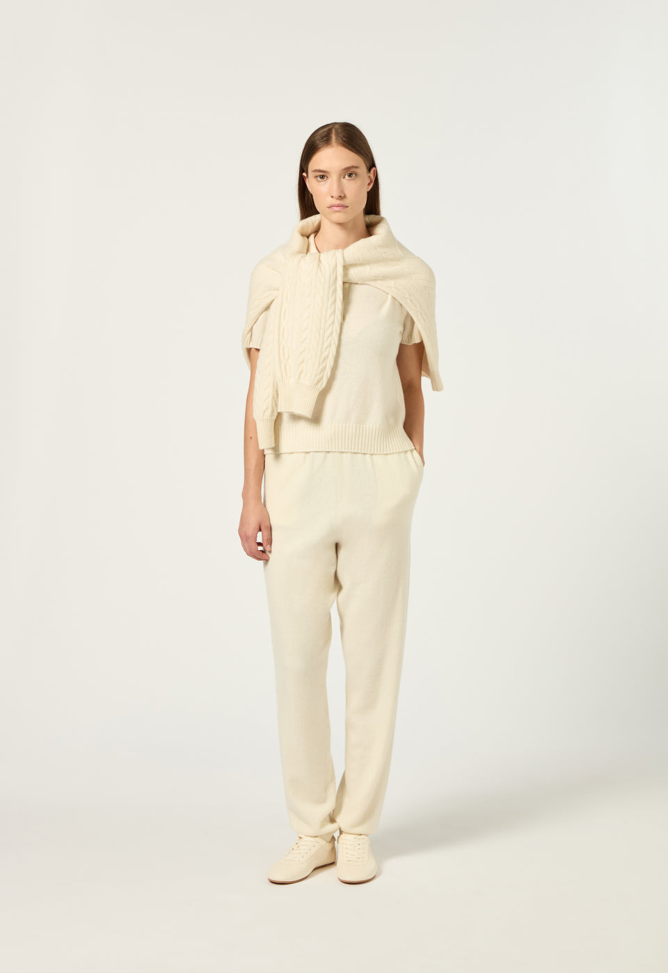 Cashmere Jogger in Bone