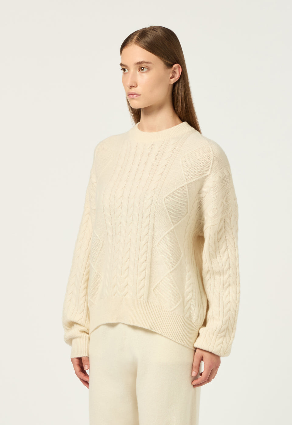 Cashmere Cable Oversized Jumper in Bone