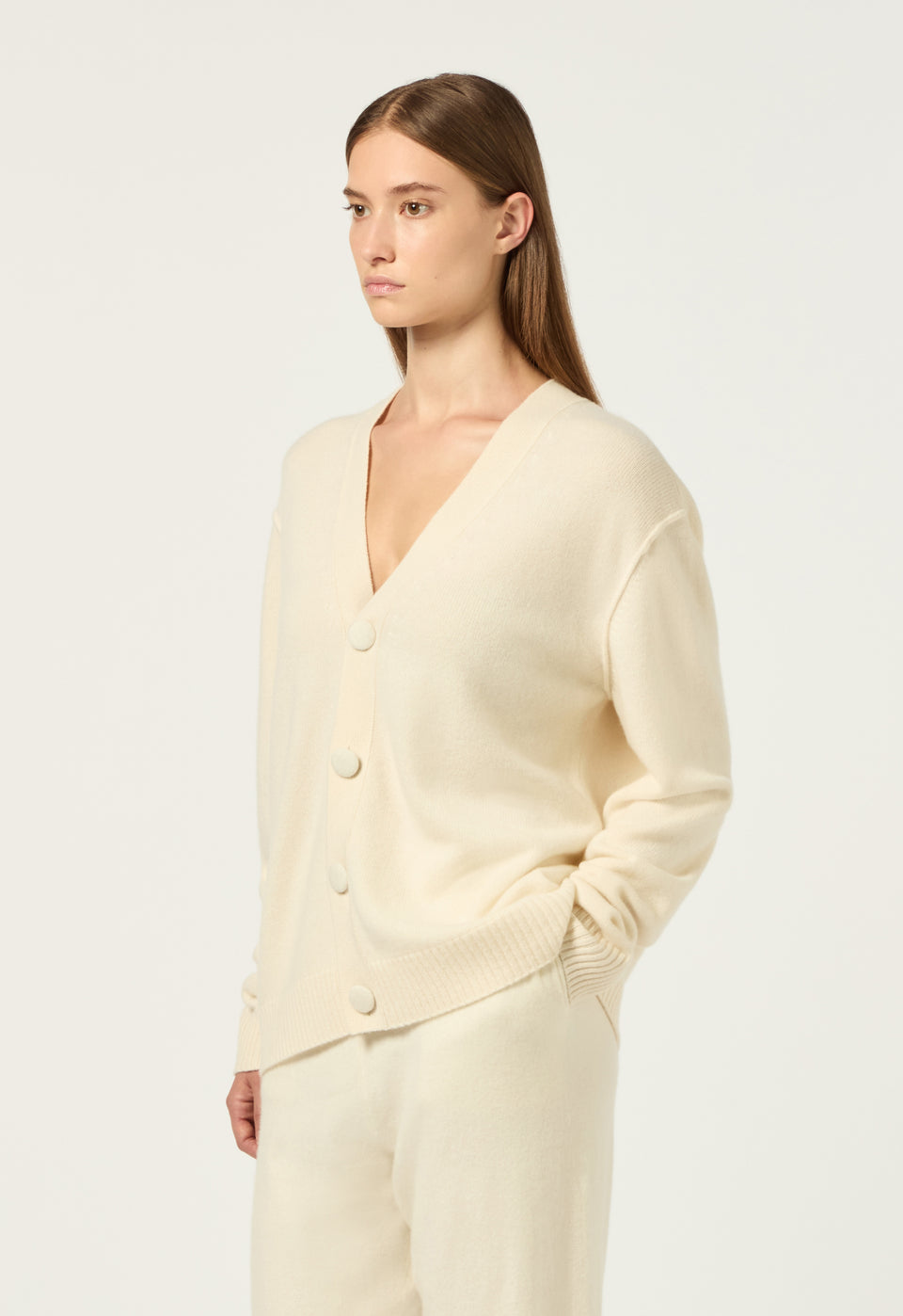 Cashmere Cardigan in Bone